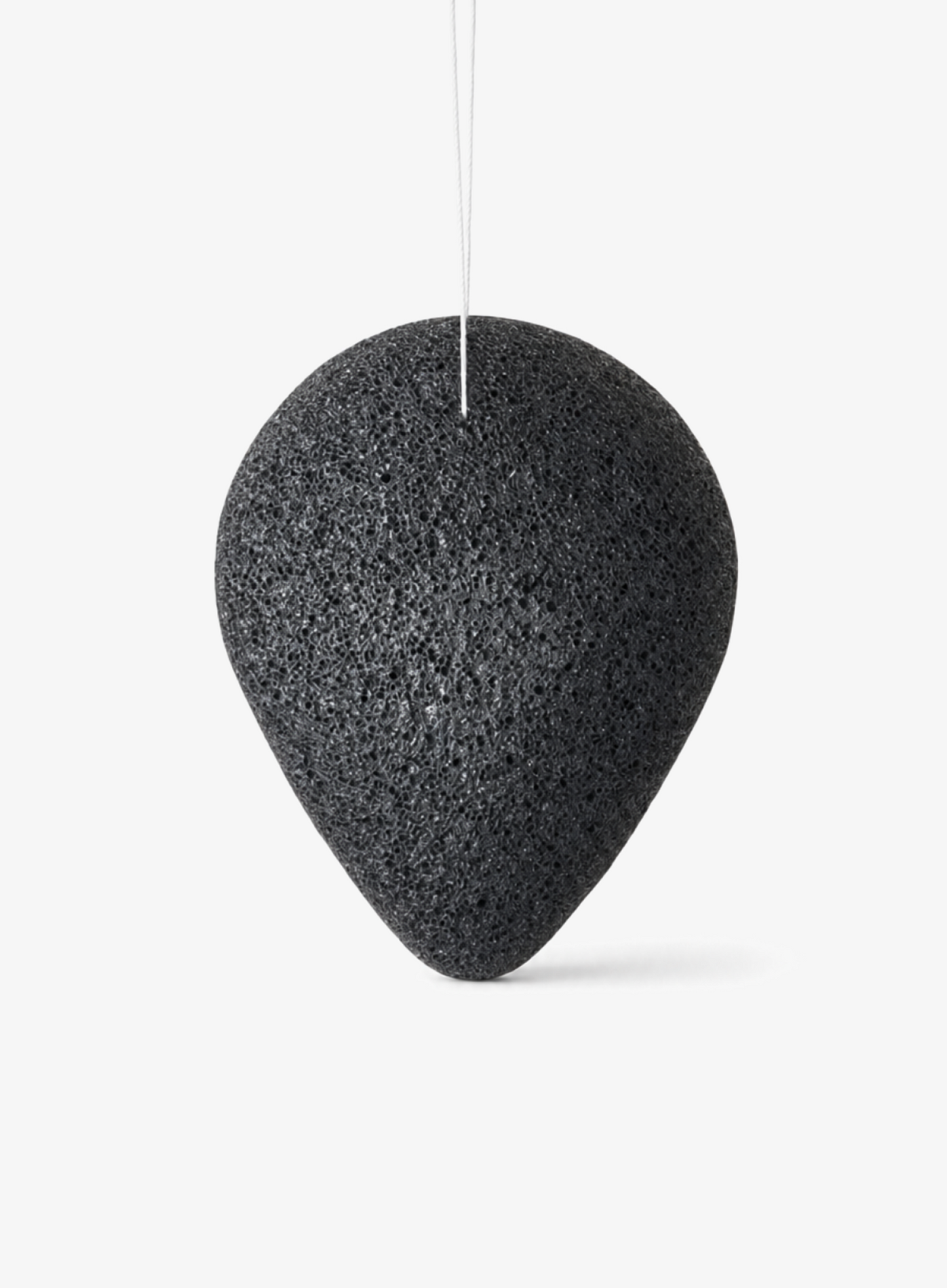 Bamboo Charcoal Konjac Sponge (7g)